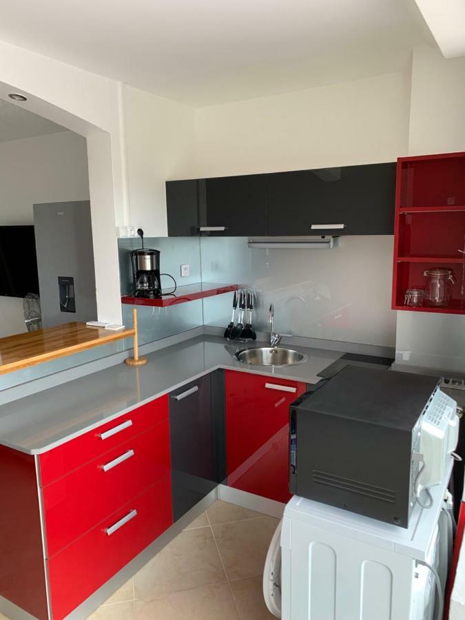 Studio Ds Residence Securisee Avec Vue & Acces A La Mer . Le Moule Bagian luar foto